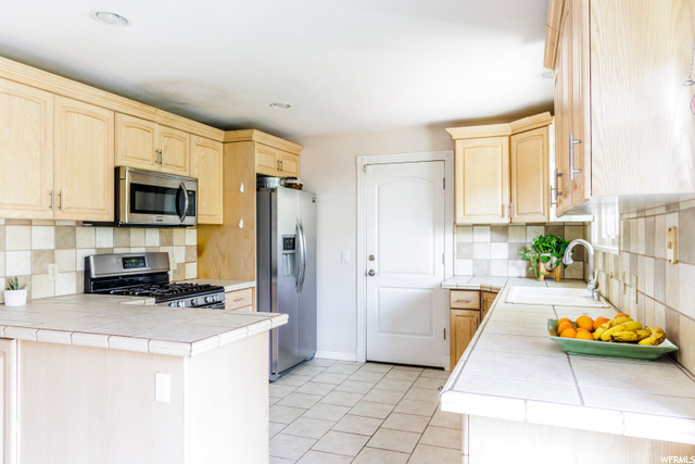 2073 E 10095 S, Sandy, UT 84092 — photo 5