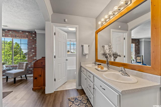 Owner's Suite Bathroom
