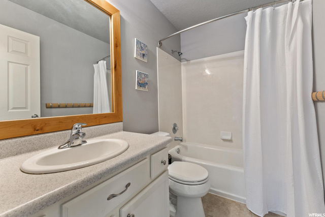 Upstairs Bathroom