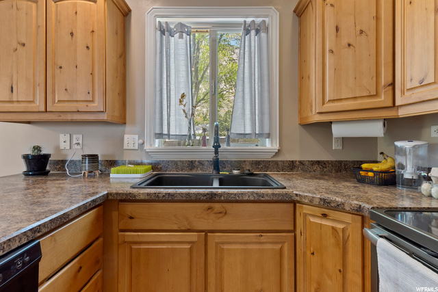 956 E 450 N, Ogden, UT 84404 — photo 7