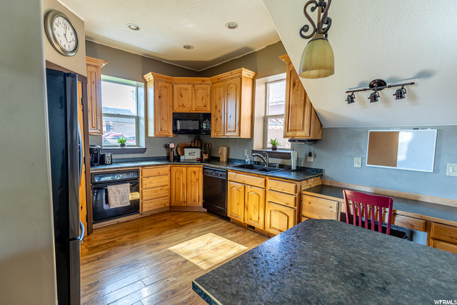 195 E 400 N, Richfield, UT 84701 — photo 9