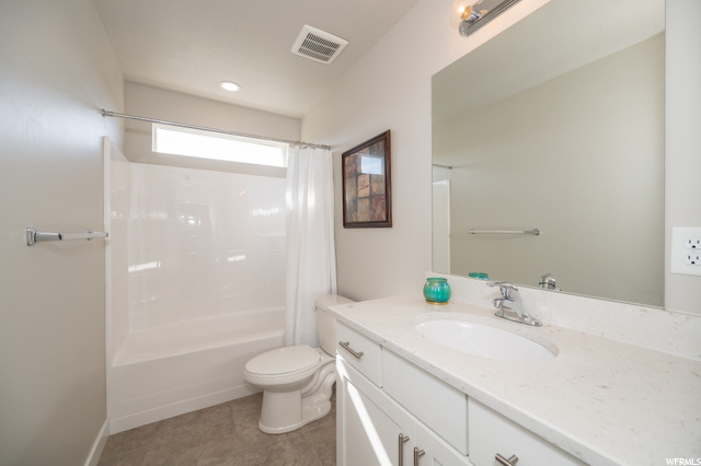 Upper Level Bathroom