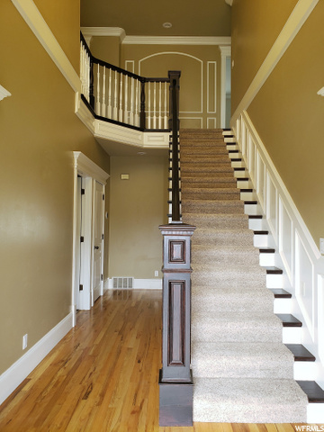 Spacious Entry Way