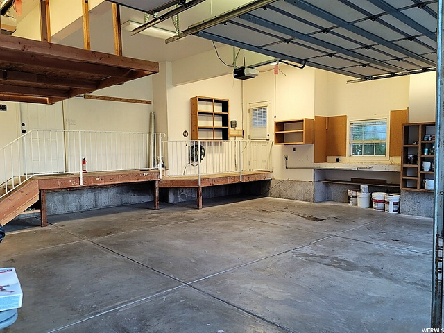 Spacious 3 car garage