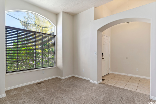 573 W 3700 S, Syracuse, UT 84075 — photo 2