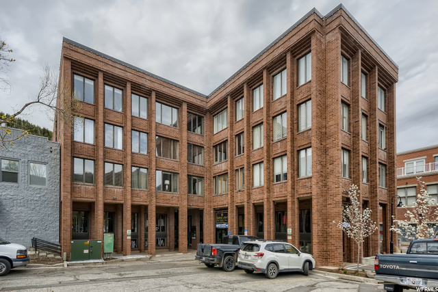 Exterior rear