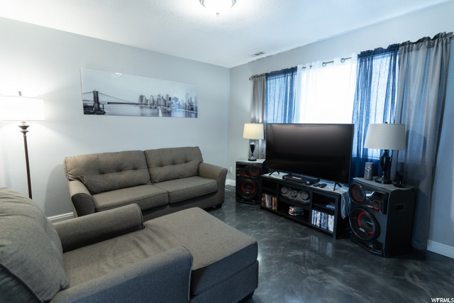 155 W 1190 N, Logan, UT 84341 — photo 2