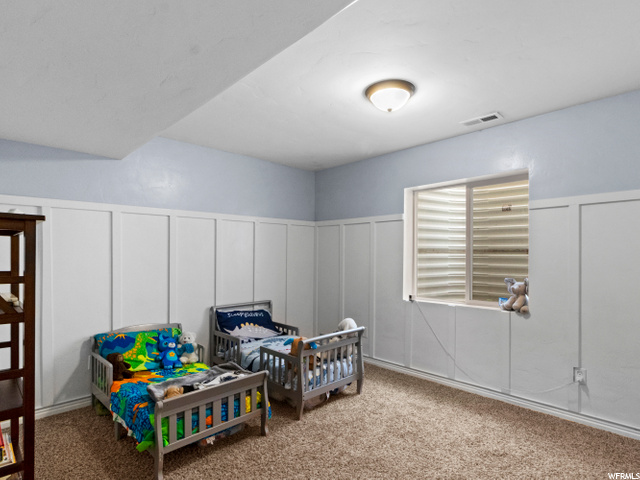 Basement bedroom (2)