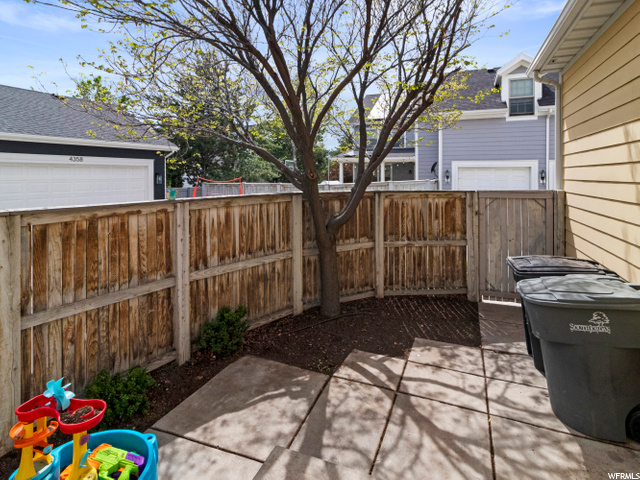 Private backyard patio