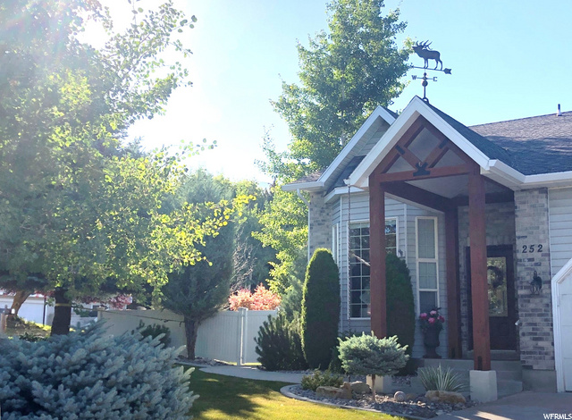252 S 400 E, Hyde Park, UT 84318 — photo 4