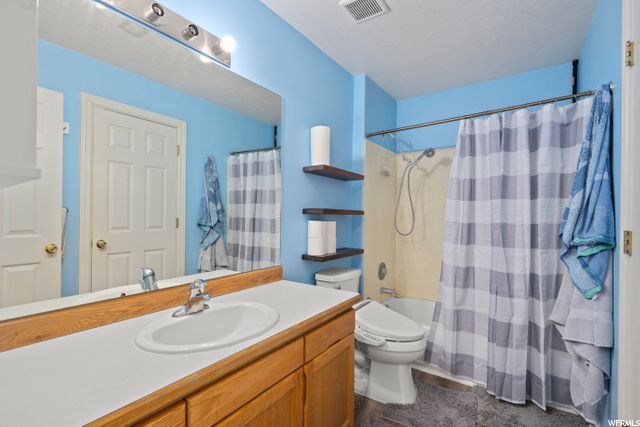Upstairs Bathroom