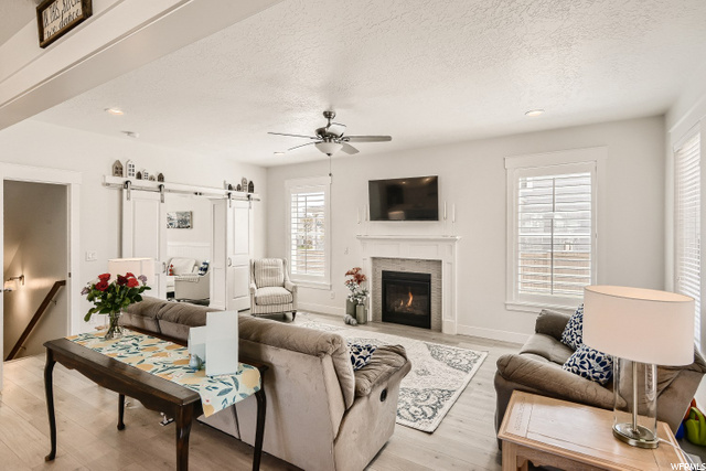 Enjoyable family room with fireplace