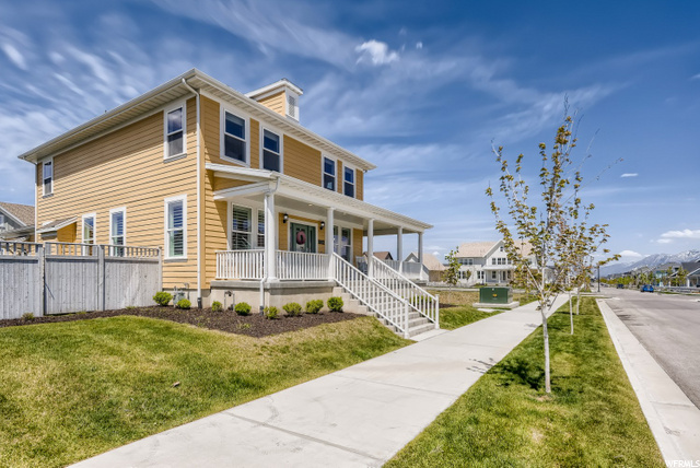 Great curb appeal