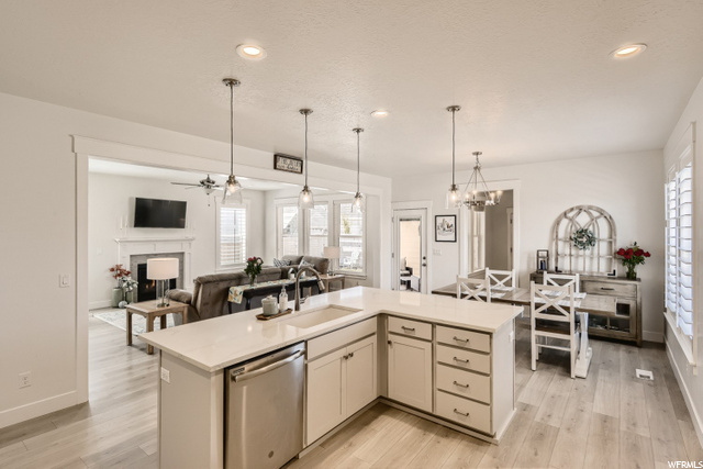 Spacious dining space