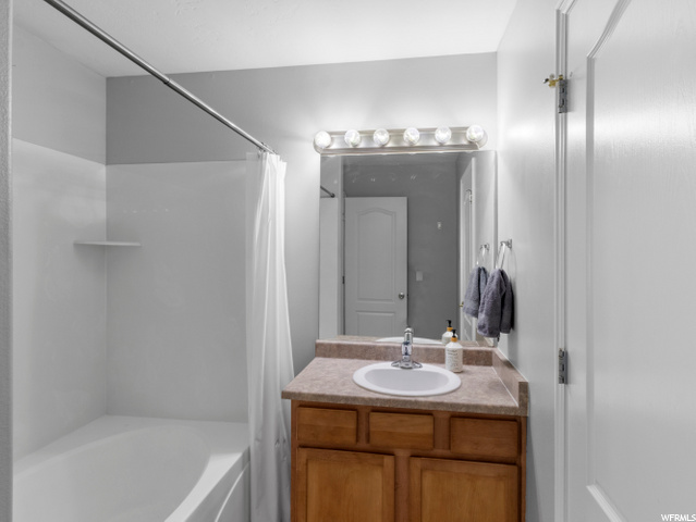 Main Bathroom Ensuite