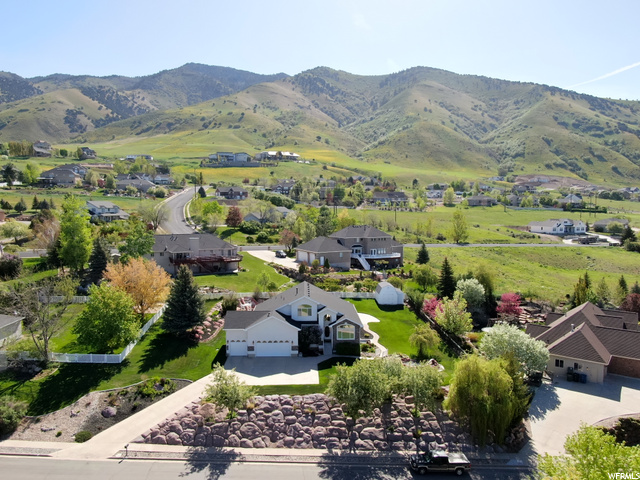 2864 N Viewcrest Cir, North Logan, UT 84341 — photo 2