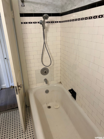 Unit 3 Bathroom