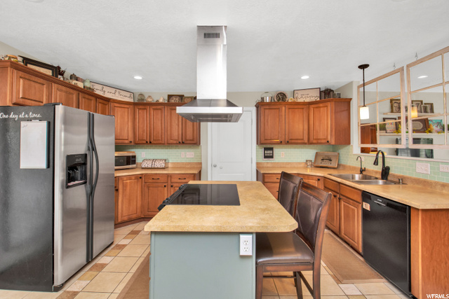 5810 S 4175 W, Roy, UT 84067 — photo 9