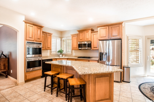 4595 S Spring Meadow Dr, Bountiful, UT 84010 — photo 7