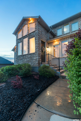 495 E Eagle Ridge Dr, North Salt Lake, UT 84054 — photo 2