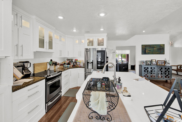 460 Hawthorne Dr, River Heights, UT 84321 — photo 8