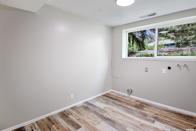 199 E Lynn Cir, Sandy, UT 84070 — photo 12