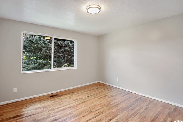 199 E Lynn Cir, Sandy, UT 84070 — photo 10