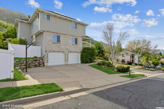 167 E 2050 N, Centerville, UT 84014 — photo 3