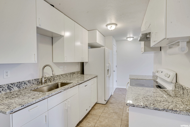 Basement kitchen