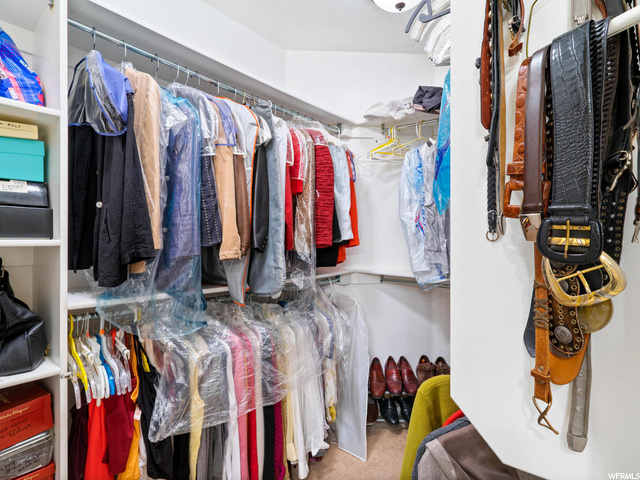 Walk in closet