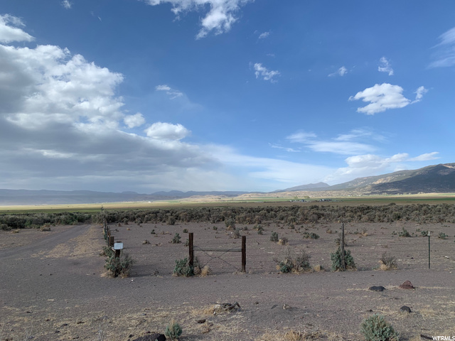 Loa, UT 84747 — photo 5