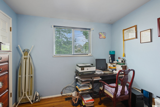 Bedroom 3 / Office