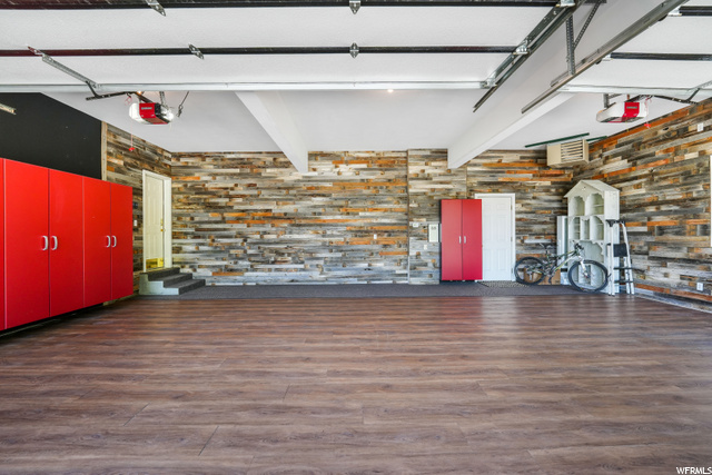 3 Car Garage Heated