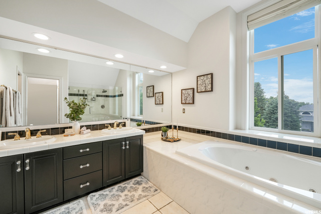 Owners Suite -Bath