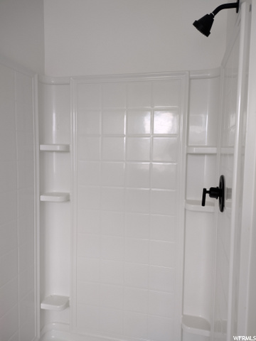 OWNER'S BATH