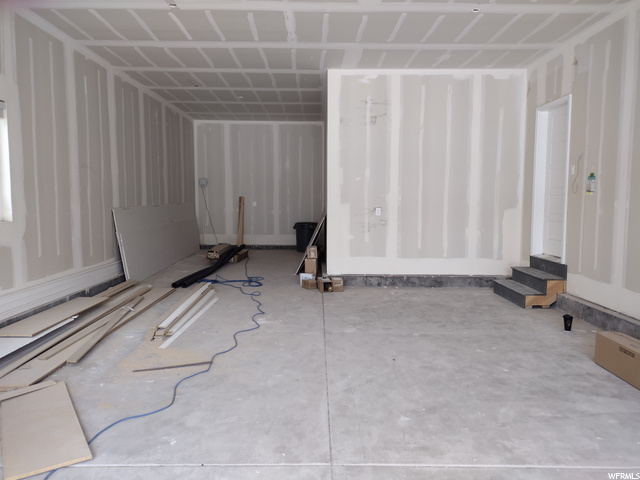 3 CAR GARAGE