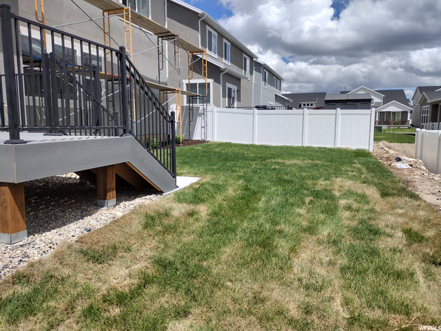 FULL LANDSCAPING