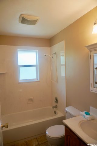 Upstairs Bathroom