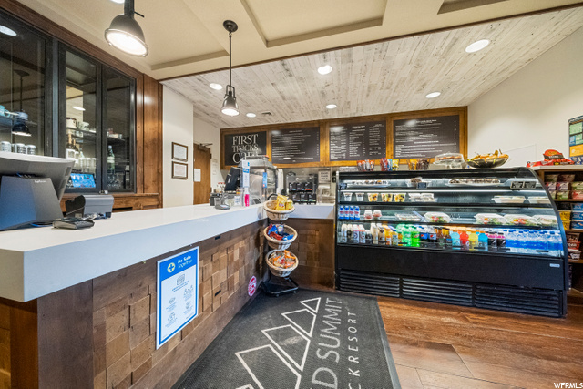 Coffee Shop and Cafe