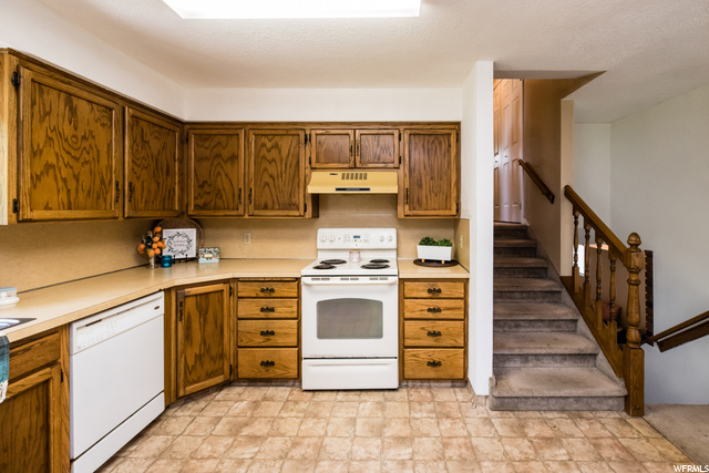 645 E 500 S, River Heights, UT 84321 — photo 8