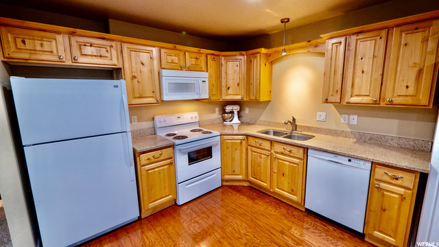 2078 S Orchard Dr E, Bountiful, UT 84010 — photo 8