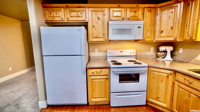 2078 S Orchard Dr E, Bountiful, UT 84010 — photo 9