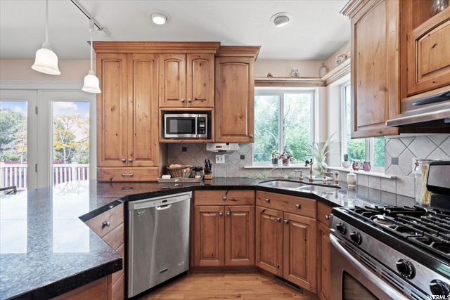 553 E Benbow St S, Murray, UT 84107 — photo 12
