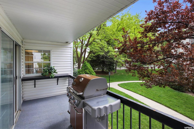 Peaceful, Quiet w/ Direct Kitchen Access