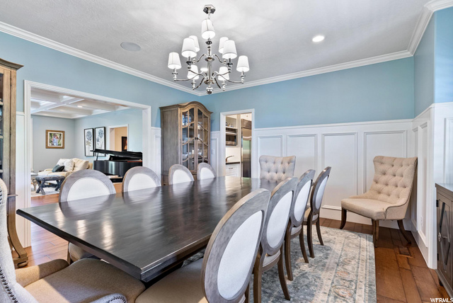 Formal Dining Room 2