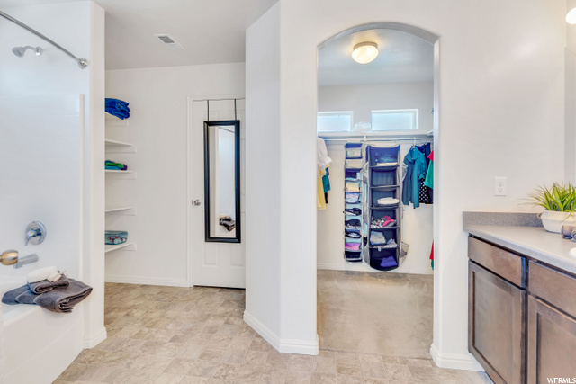 Primary Bathroom/Closet