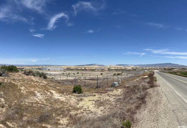 5333 E 5250 S, Vernal, UT 84078 — photo 6