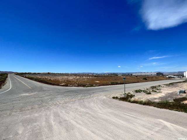 5333 E 5250 S, Vernal, UT 84078 — photo 11