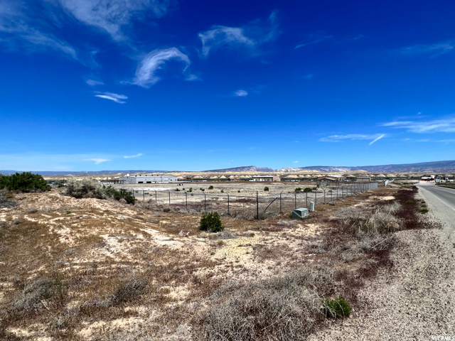 5333 E 5250 S, Vernal, UT 84078 — photo 7