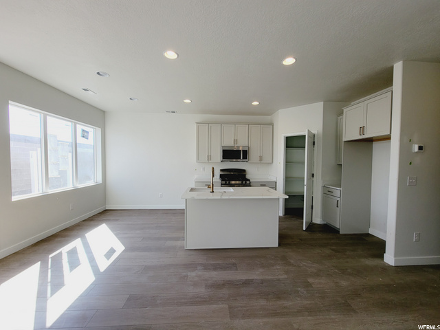 3253 W 3875 S #E313, West Haven, UT 84401 — photo 10